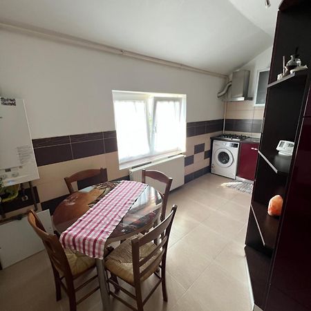 Ovidius Apartament Cisnadie Ngoại thất bức ảnh