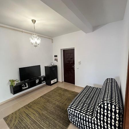 Ovidius Apartament Cisnadie Ngoại thất bức ảnh