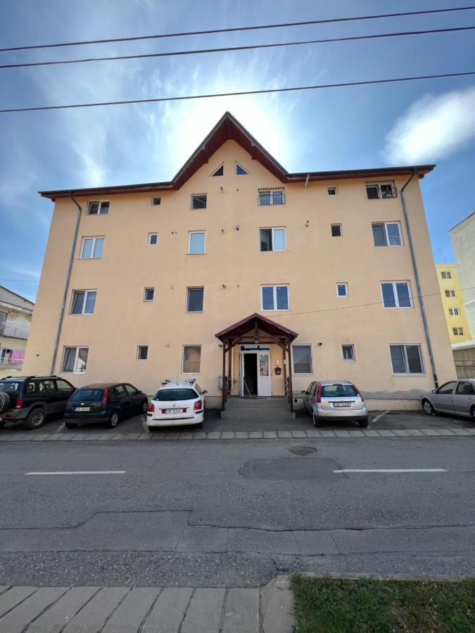 Ovidius Apartament Cisnadie Ngoại thất bức ảnh